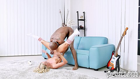 Victoria Pure In Black Cock Shows No Mercy With