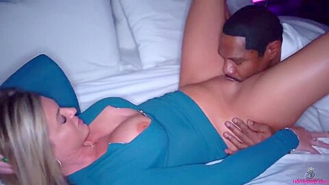 Sweet Vickie - Cum Inside My Pussy