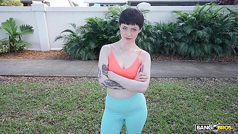 Undercover Freak - Raee Ripley