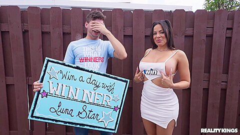 A Dream Cum True As Lucky Fan Kai Gets To Spend A Day With Luna Star