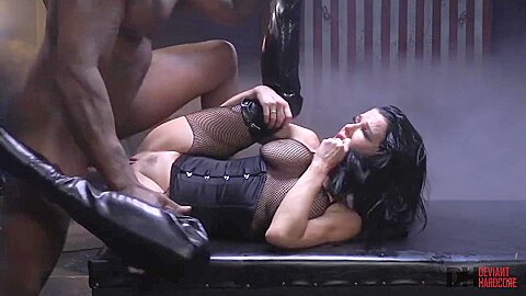 Nasty Milf Veronica Avluv Gets Dominated By Her Bbc Master - Interracial Hardcore