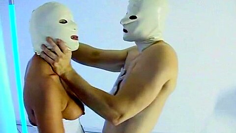 Alexd - Big Tom Unter Uns - German :: Brunette Gets Hard Fucked in Tub Scene